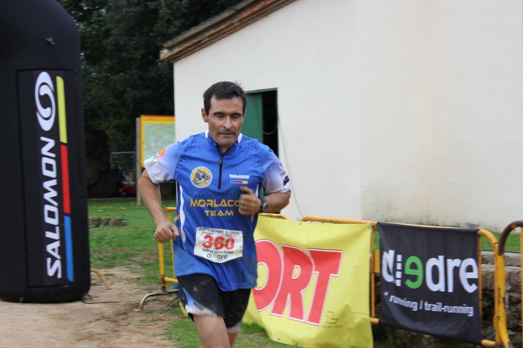 Entrada en meta en la Puigsacalm Extrem