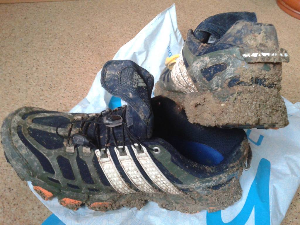 Las zapas de Cesar tras la carrera del domingo