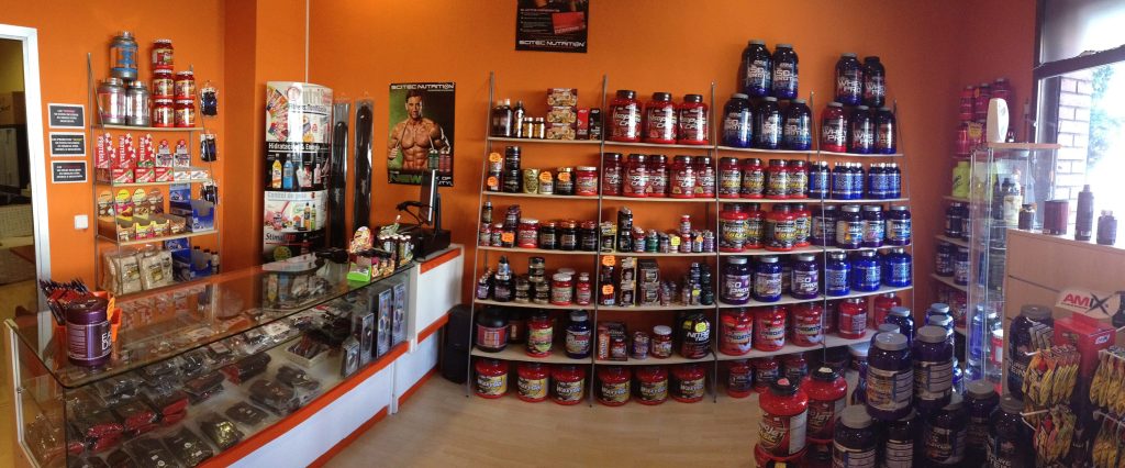 859115_10151899777644311_197441650_o