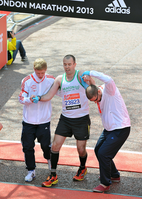 Llegada de un participante en el maratón de Londres