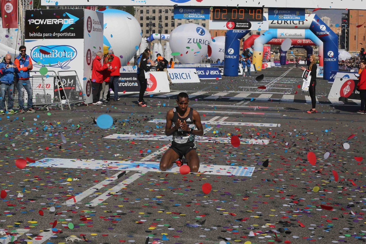 ganador-del-maraton-marcelona-2016-dino-sefir-1457867353247