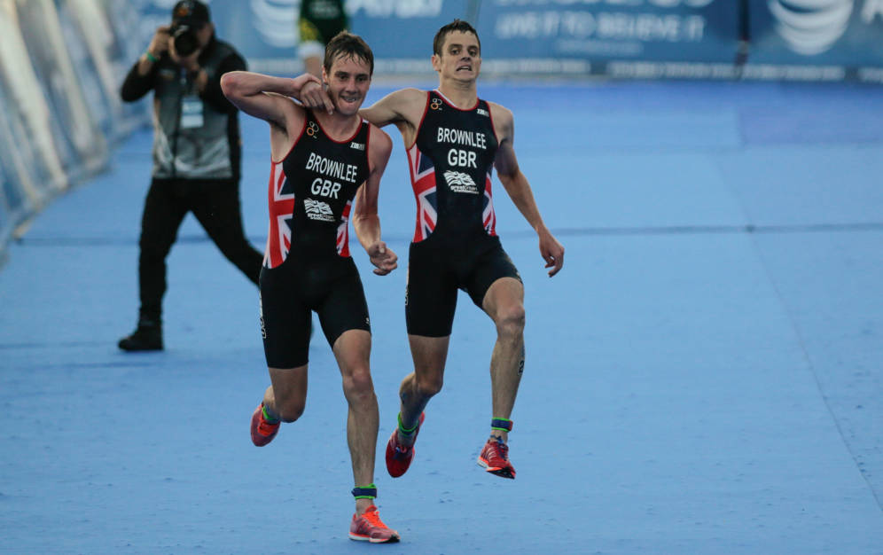 triatlon-el-dramatico-final-de-brownlee-y-el-titulo-in-extremis-de-mario-mola